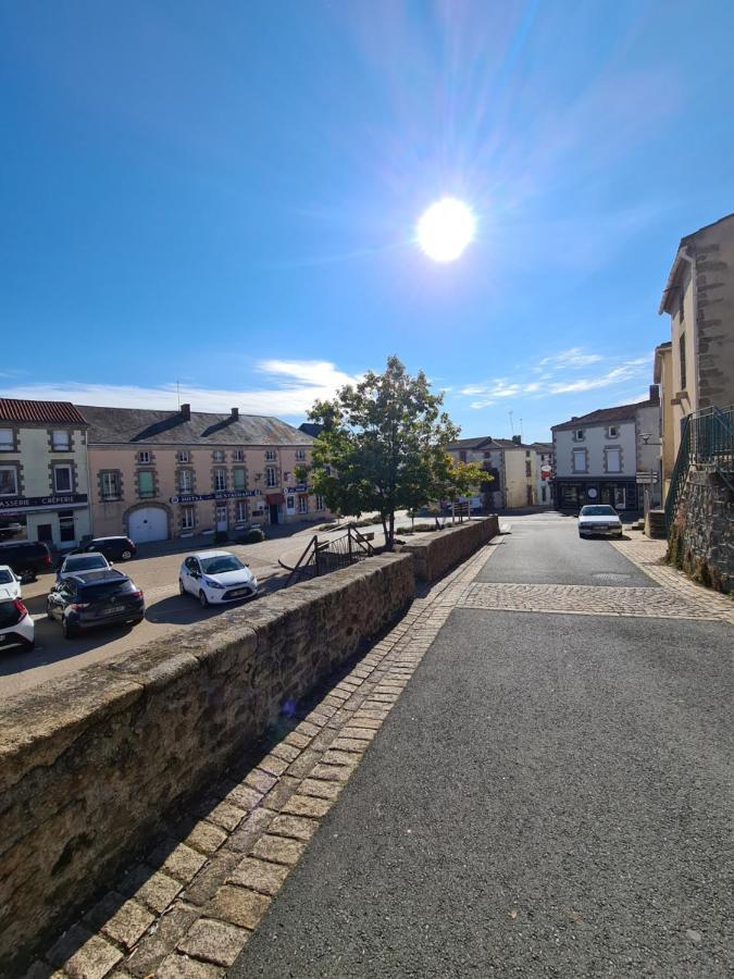 Gite Le Haut Du Pave 3 A 7 Chambres 6 A 14 Couchages, 3 Min Du Puy Du Fou Les Epesses Luaran gambar